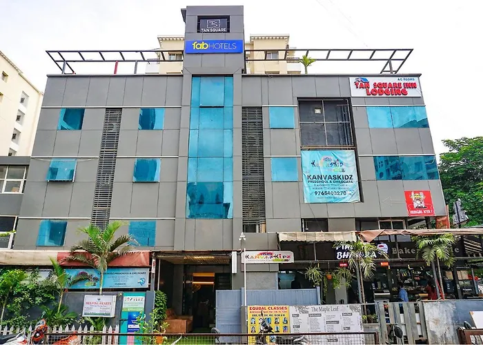 Fabhotel Tan Square - Nr Eon It Park