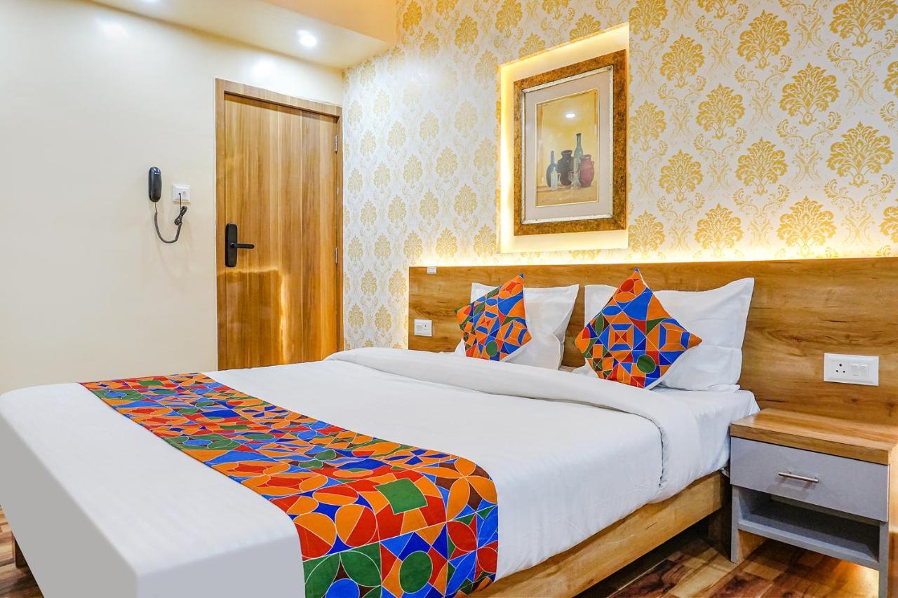 Fabhotel Tan Square - Nr Eon It Park Hotel 3*