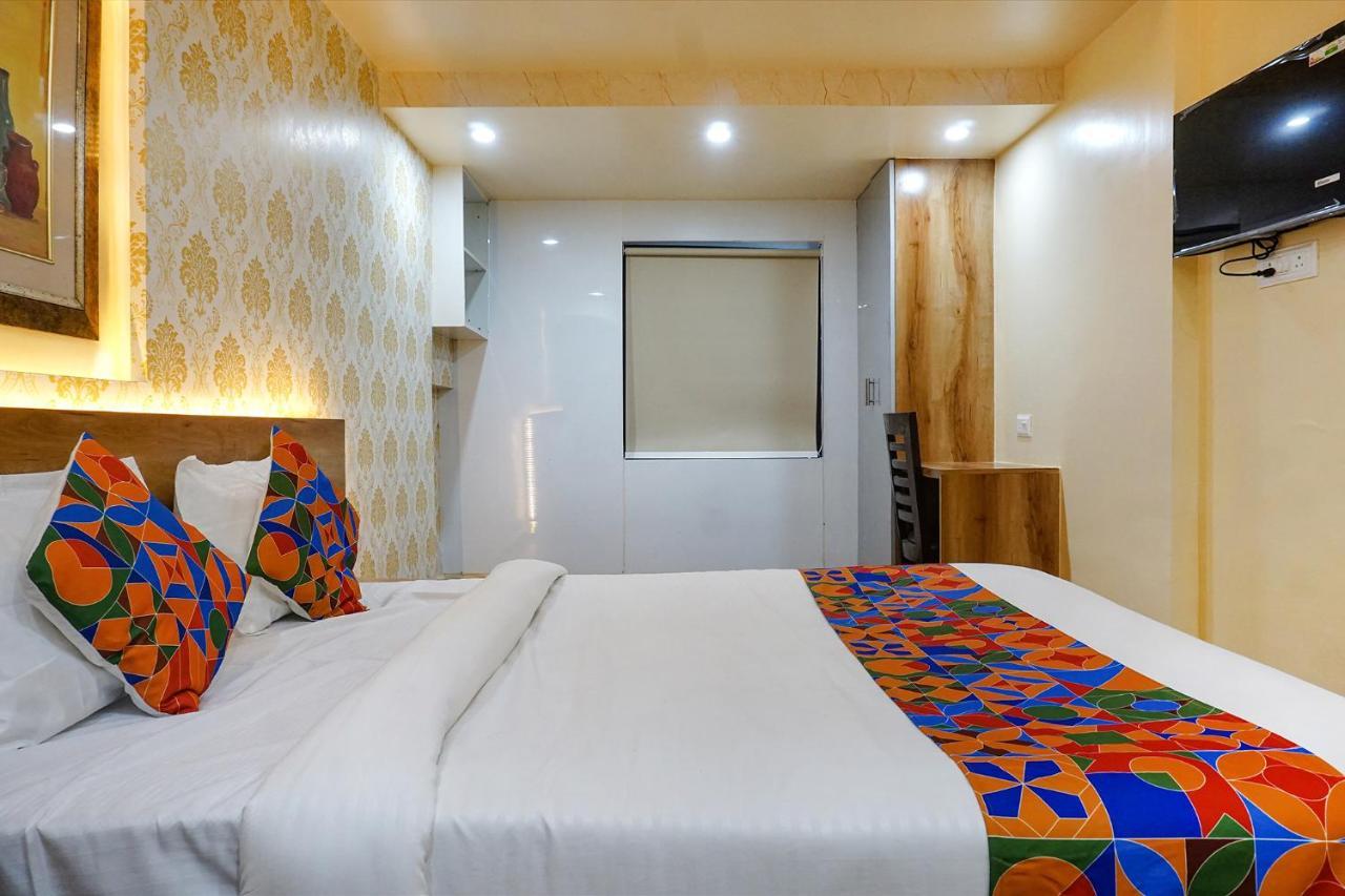 Hotel Fabhotel Tan Square - Nr Eon It Park