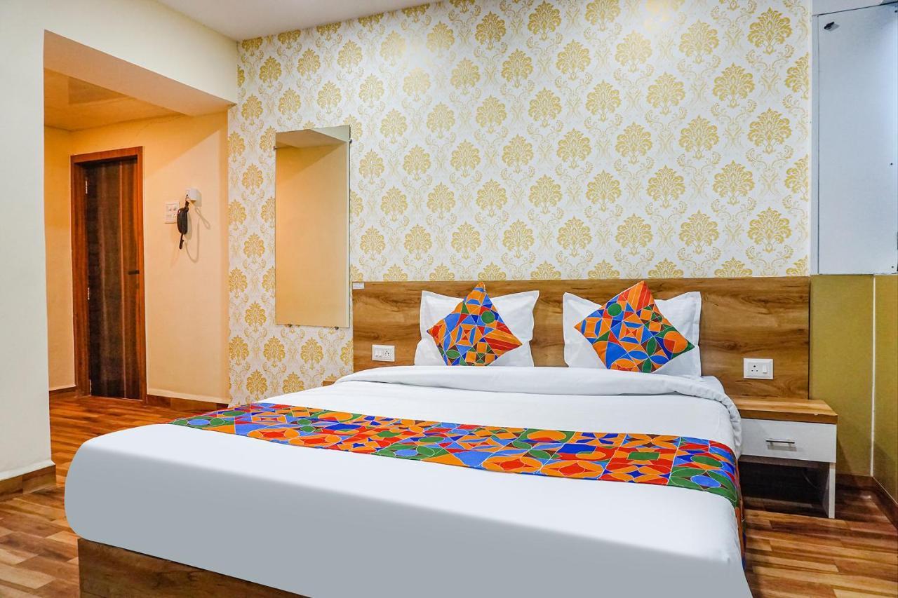 Fabhotel Tan Square - Nr Eon It Park 3*