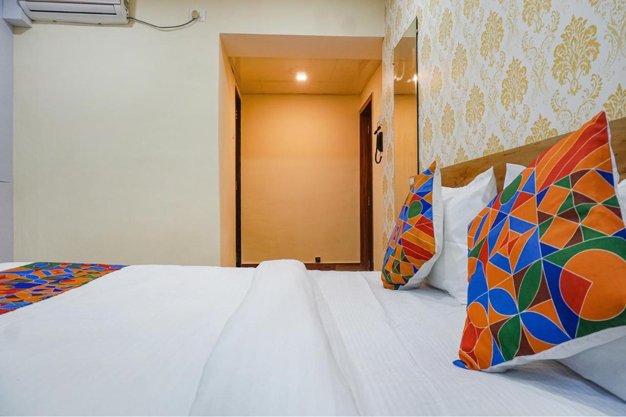 Fabhotel Tan Square - Nr Eon It Park 3*