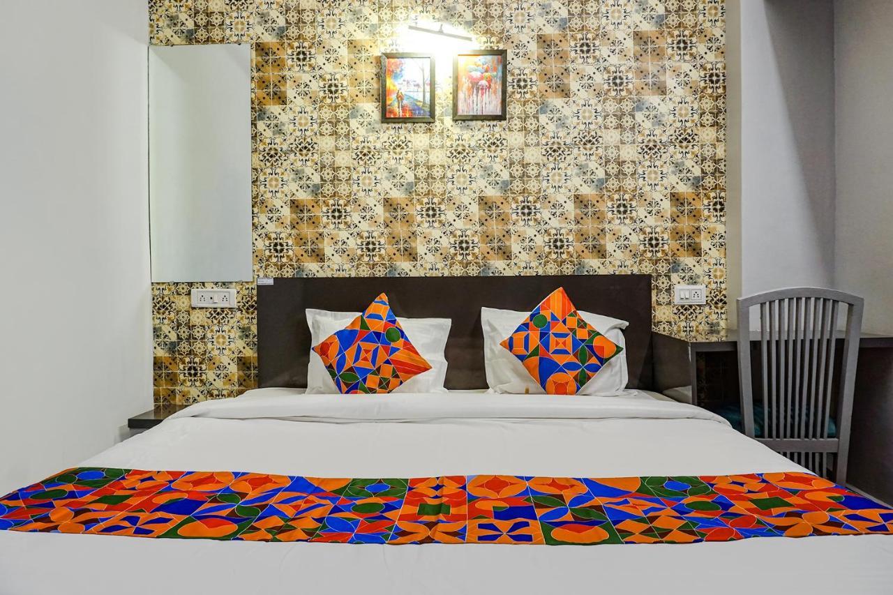 Fabhotel Tan Square - Nr Eon It Park 3* Pune